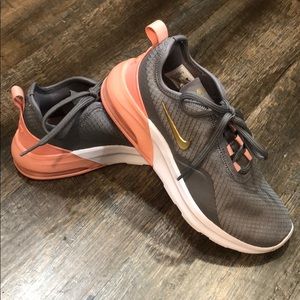 Nike air max motion 2